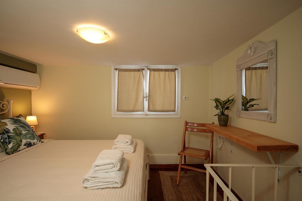 Green Loft Room In Naxos Chora Naxos City Exterior photo